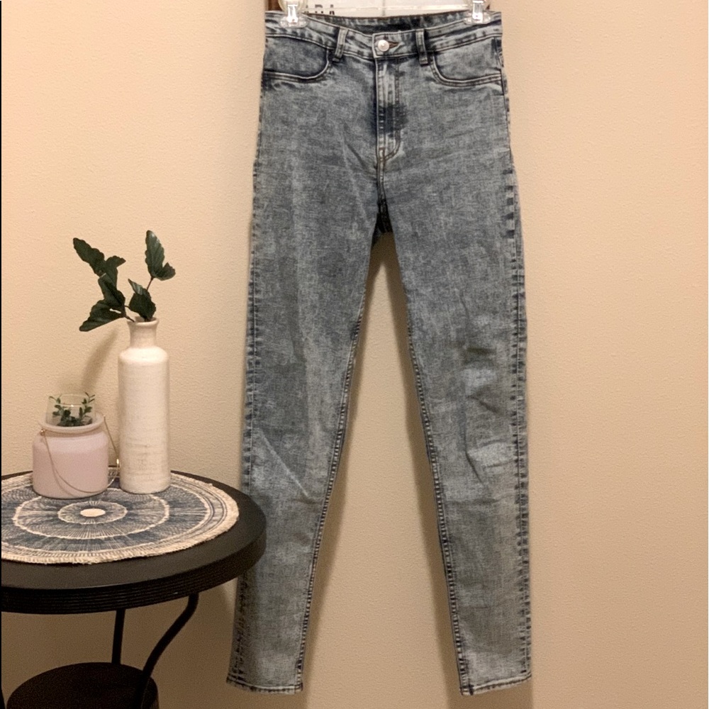 HM skinny jeans - dark wash, high bleach.
